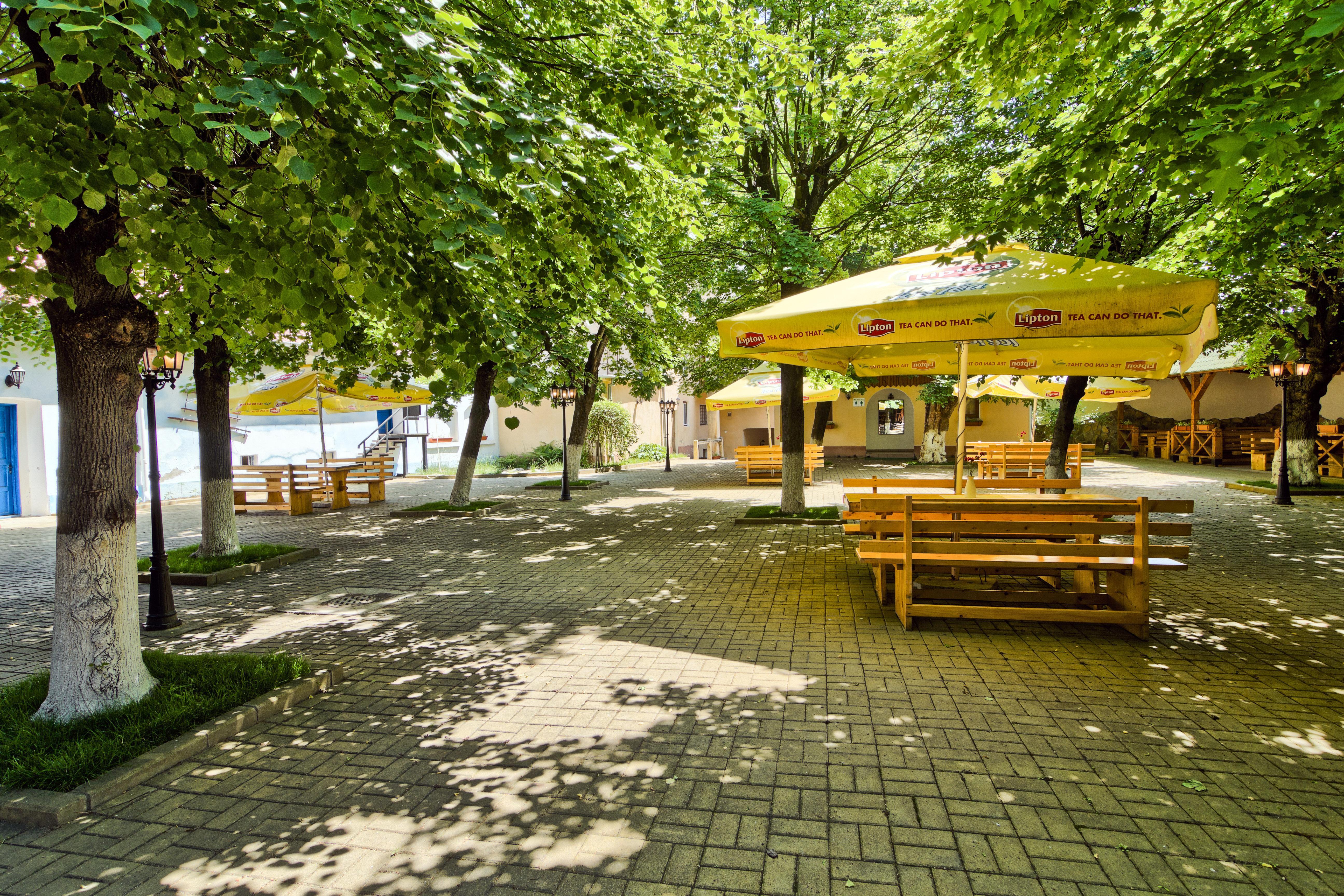 Hotel Traube Medias Exterior photo