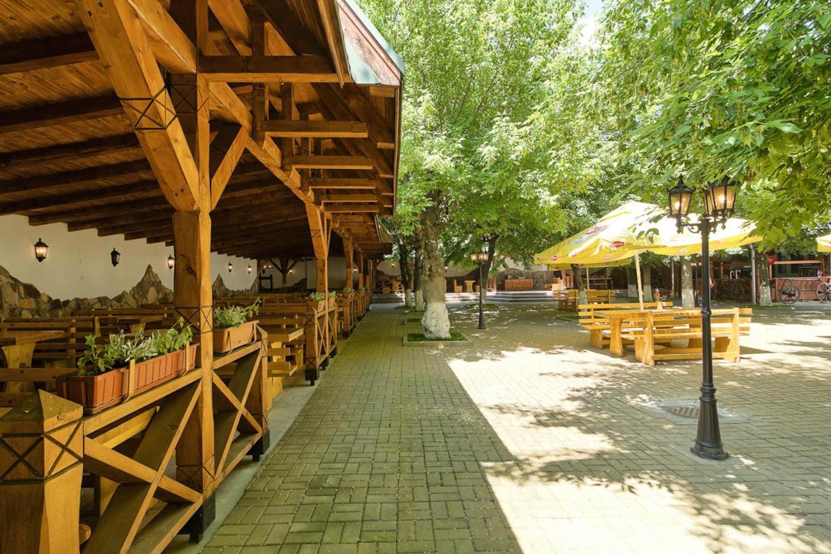 Hotel Traube Medias Exterior photo