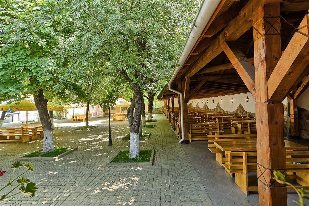 Hotel Traube Medias Exterior photo